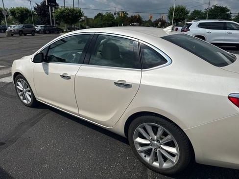 Used 2014 Buick Verano Leather FWD image 2
