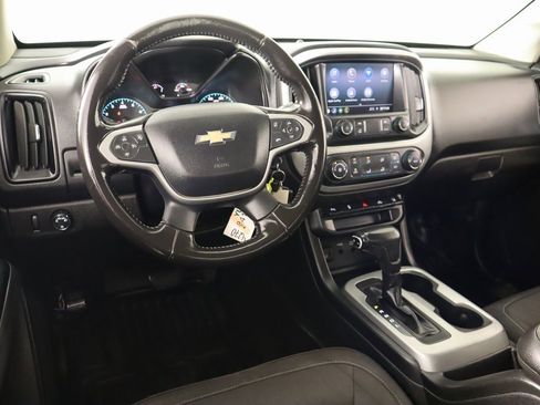 Used 2021 Chevrolet Colorado LT w/ Fleet Safety Package image 2