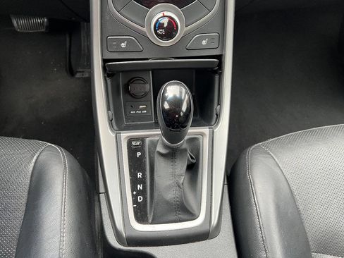 Used 2014 Hyundai Elantra Limited image 15