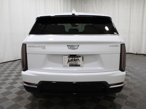 New 2025 Cadillac Escalade IQ Luxury 2 image 43