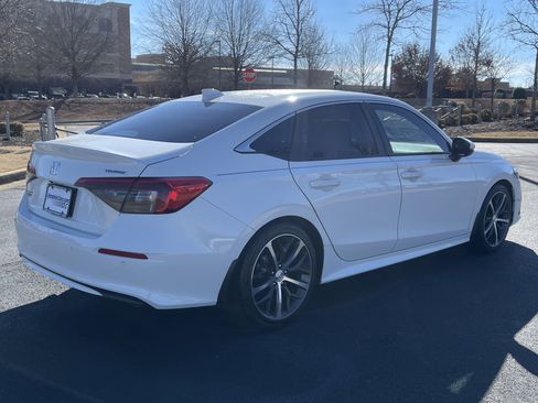 Certified 2024 Honda Civic Touring image 9