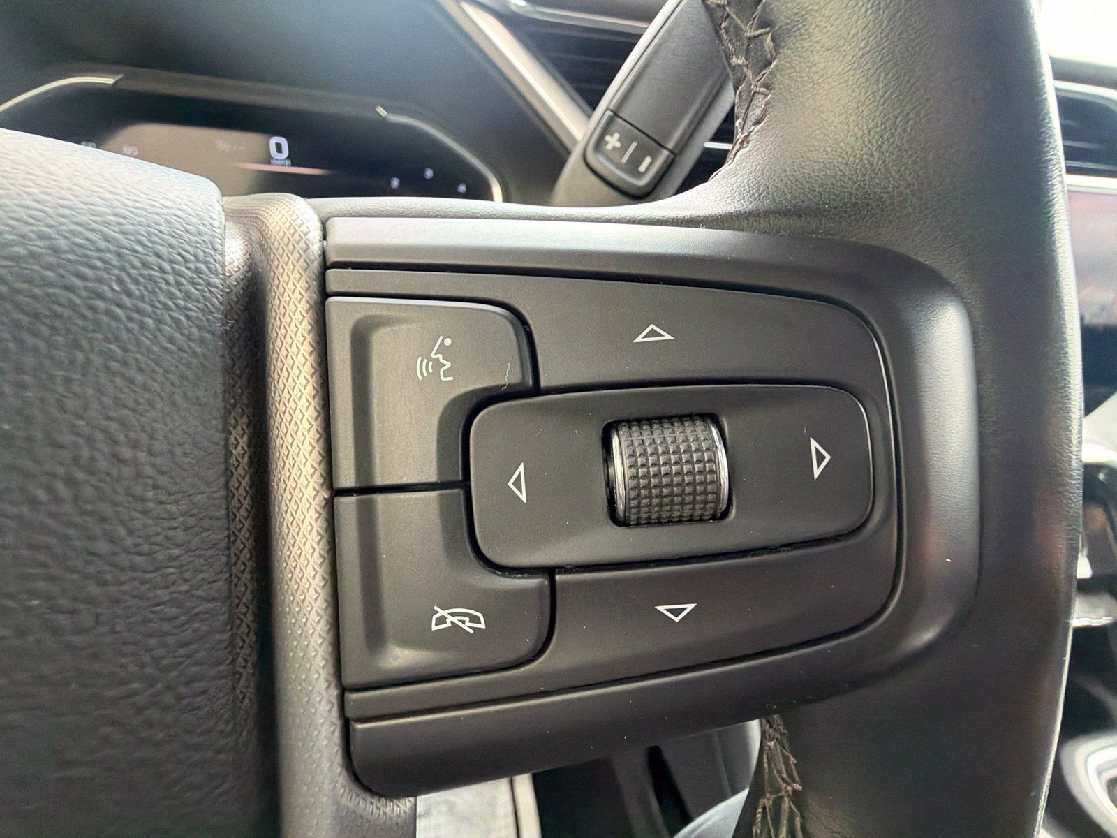 Used 2024 GMC Sierra 3500 Denali w/ Denali Reserve Package AWD/4WD image 19