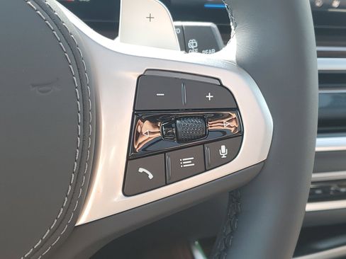 New 2026 BMW X5 xDrive40i w/ M Sport Package image 13