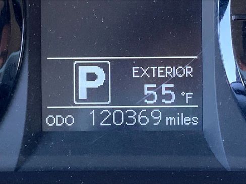 Used 2016 Toyota Sienna LE image 25