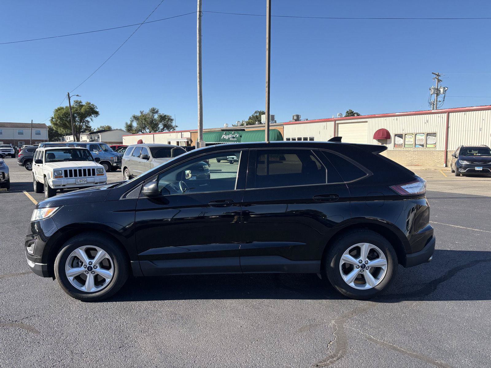 Used 2016 Ford Edge SE AWD/4WD image 5