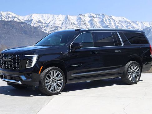 New 2026 GMC Yukon XL Denali Ultimate AWD/4WD image 2
