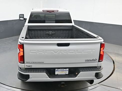 Used 2025 Chevrolet Silverado 2500 High Country w/ Technology Package AWD/4WD image 39
