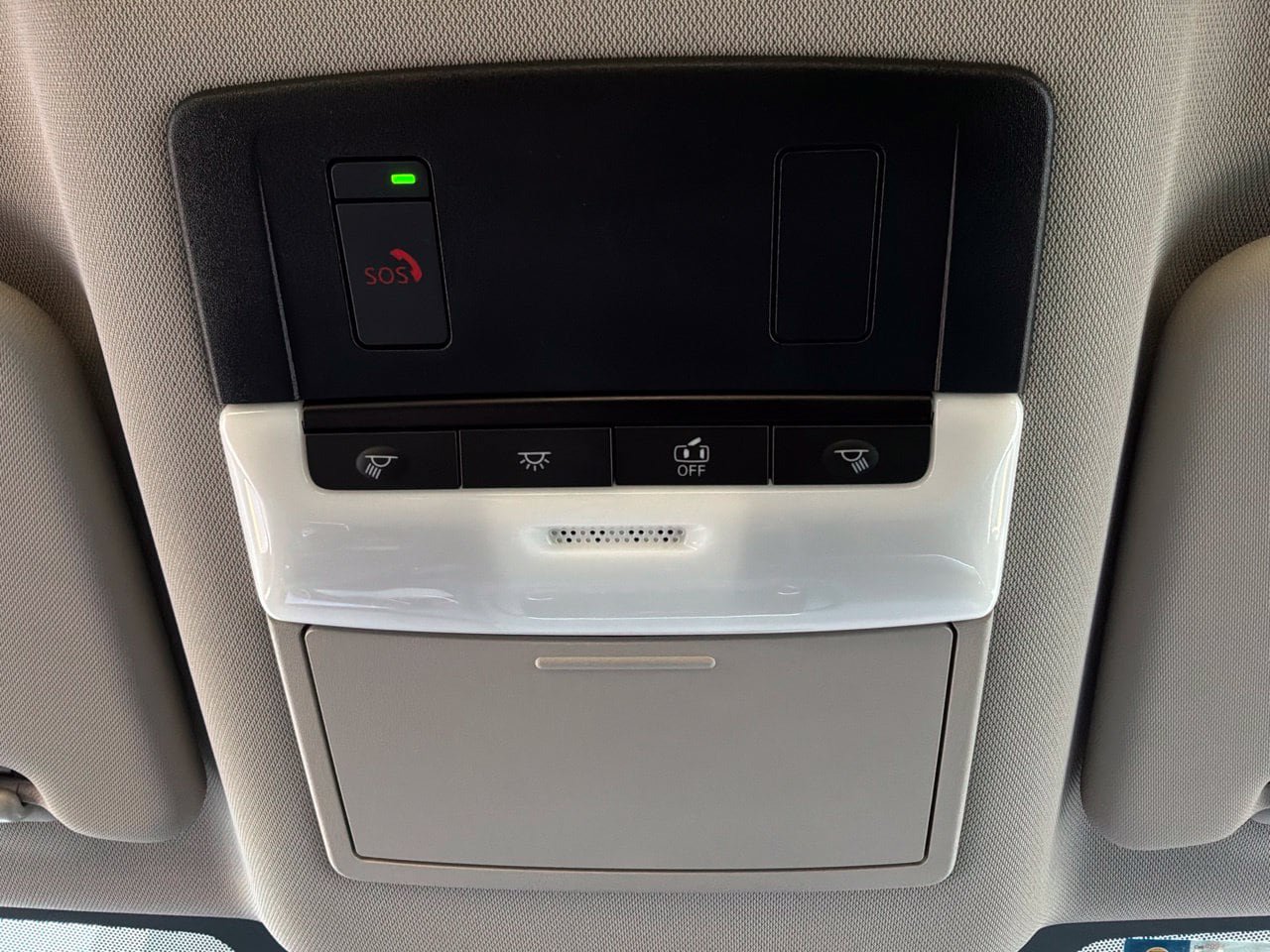 Used 2023 Nissan Rogue SV FWD image 17