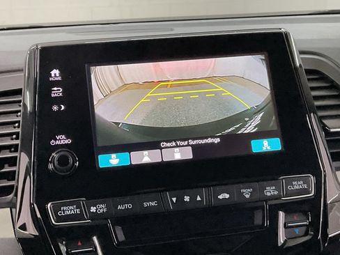 Used 2018 Honda Odyssey EX image 16