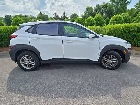 Certified 2022 Hyundai Kona SE AWD/4WD image 7