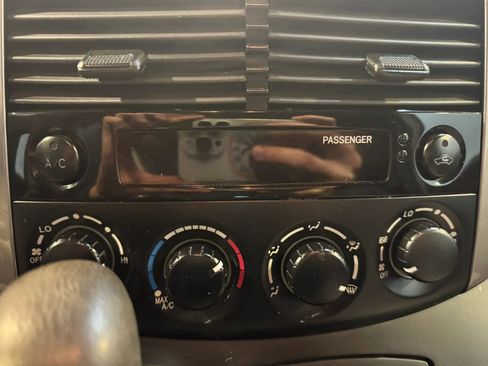 Used 2006 Toyota Sienna LE FWD image 18