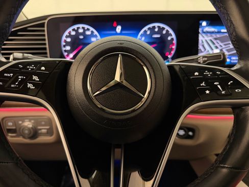 Used 2024 Mercedes-Benz GLE 350 4MATIC image 15