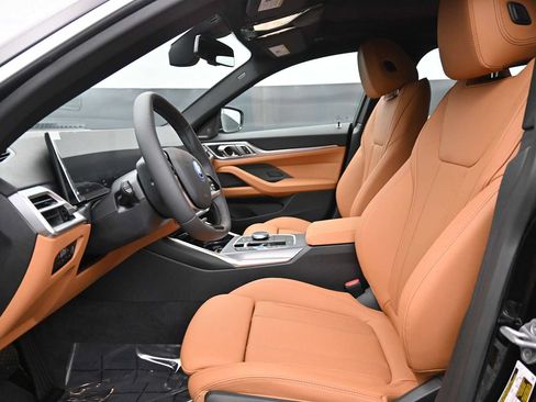 New 2026 BMW i4 eDrive40 w/ Premium Package RWD image 10