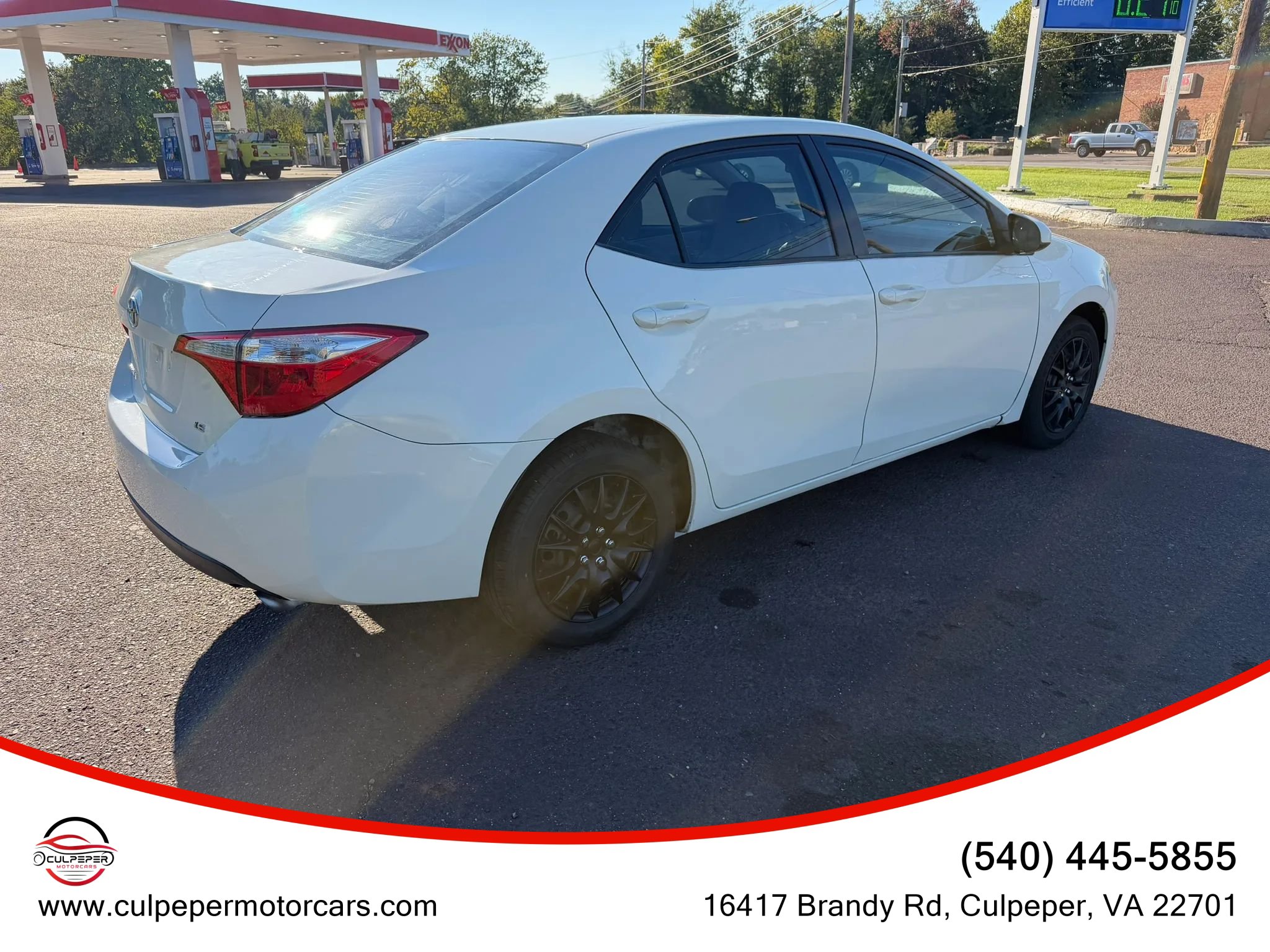 Used 2014 Toyota Corolla LE FWD image 5