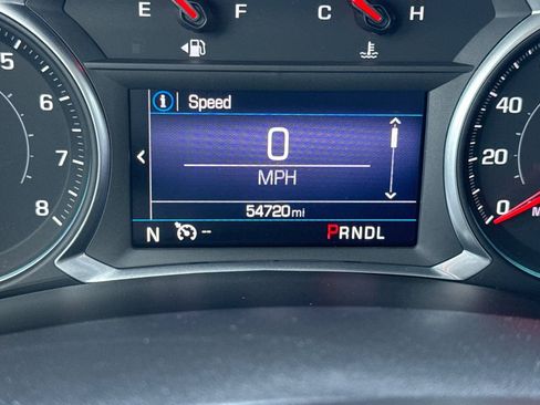 Certified 2021 Chevrolet Equinox LT w/ Driver Convenience Package image 29