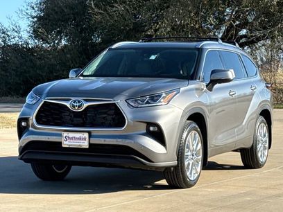 New 2026 Toyota Highlander Limited