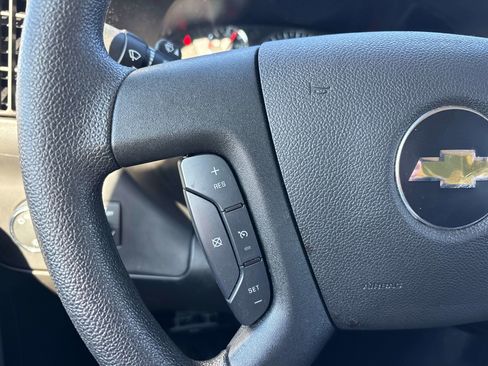 Used 2024 Chevrolet Express 2500 w/ Driver Convenience Package image 15