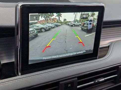 Used 2020 Lincoln Corsair FWD w/ Rear Removable Package Tray image 29