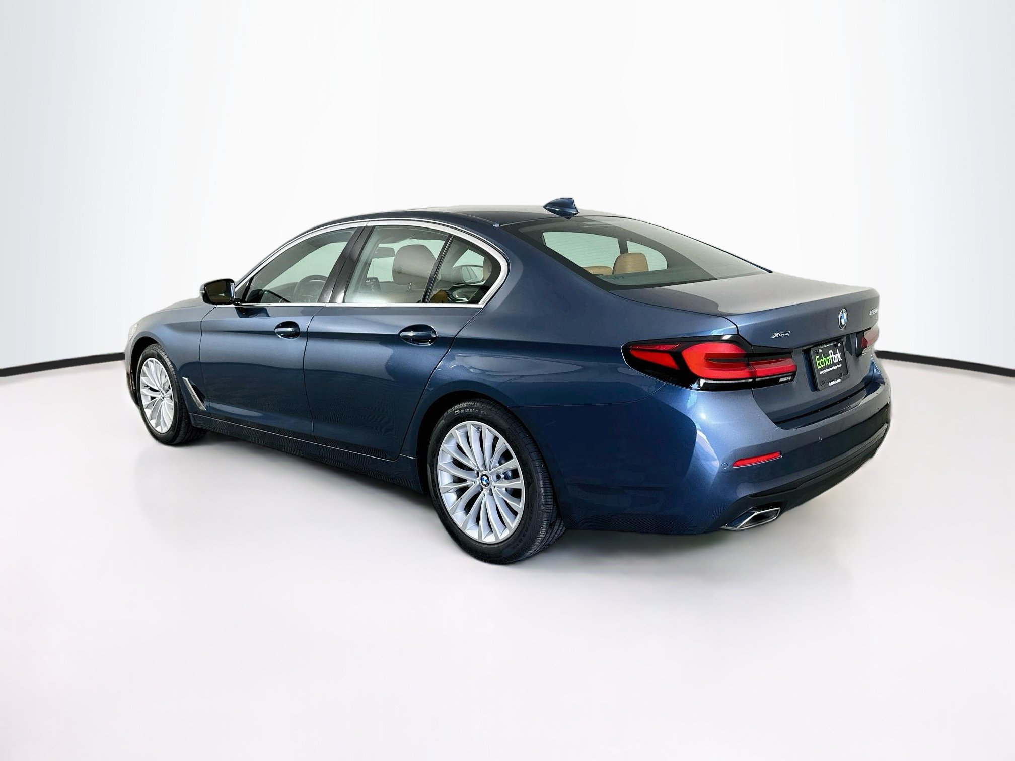 Used 2023 BMW 530i xDrive w/ Convenience Package AWD/4WD image 5