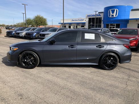 Certified 2025 Honda Civic Sport image 9