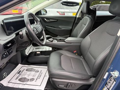 Used 2025 Kia EV6 Light RWD image 17