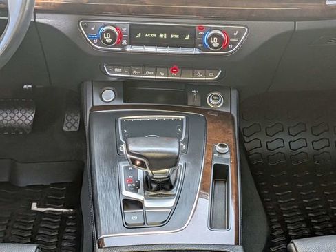 Used 2019 Audi Q5 Prestige AWD/4WD image 21