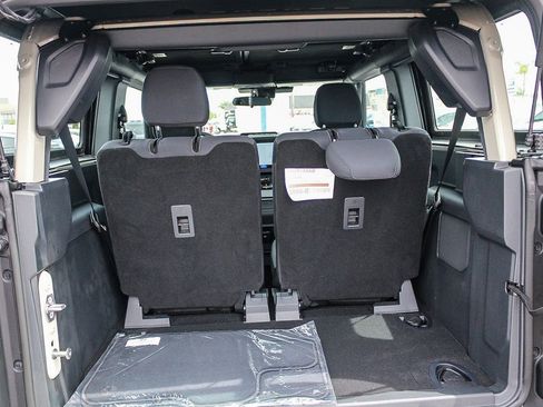 New 2026 Ford Bronco 2-Door w/ Sasquatch Package AWD/4WD image 27