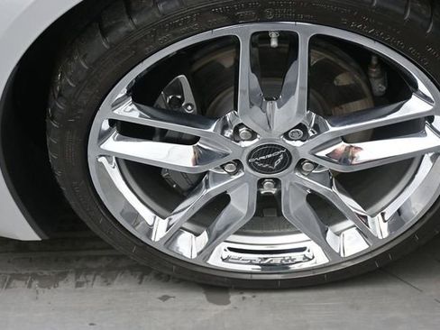 Used 2018 Chevrolet Corvette Stingray Coupe w/ 3LT Preferred Equipment Group RWD image 22