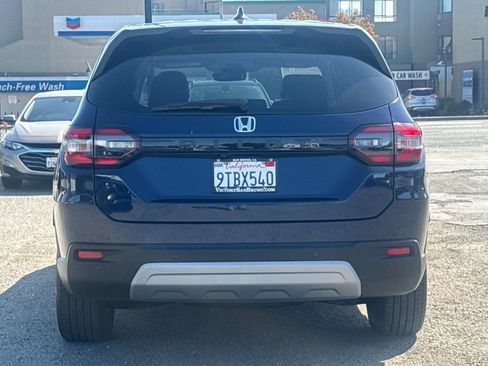 Used 2025 Honda Pilot EX-L image 5