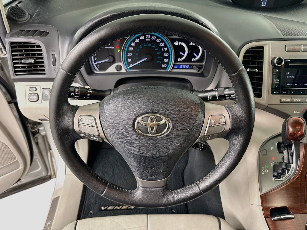 Used 2012 Toyota Venza XLE w/ XLE Premium Pkg AWD/4WD image 22