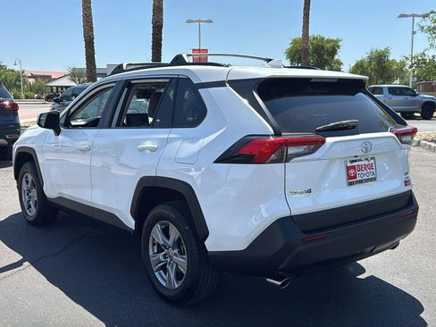 Used 2022 Toyota RAV4 XLE w/ Convenience Package AWD/4WD image 6