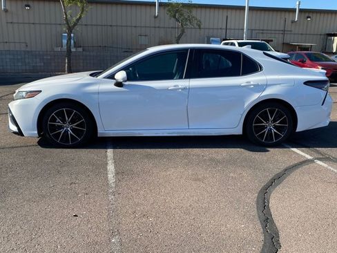 Used 2023 Toyota Camry SE w/ Protection Package (Q2) (TMS) FWD image 15