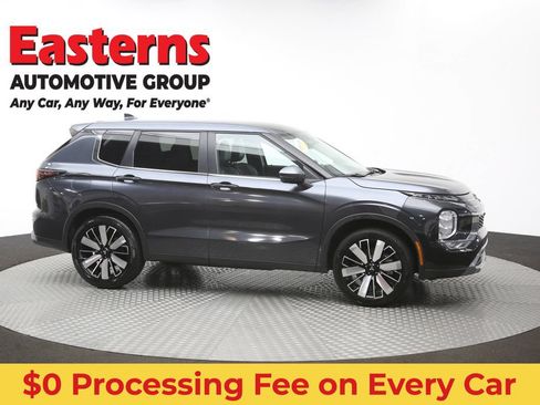 Used 2025 Mitsubishi Outlander SE FWD image 47