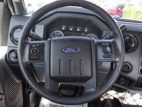 Used 2015 Ford F550 2WD Regular Cab Super Duty image 22