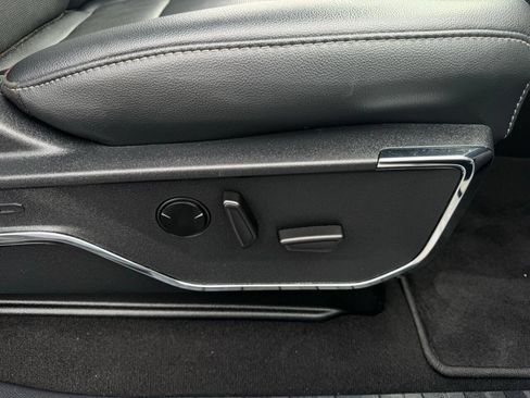 Used 2024 Ford F350 Lariat w/ Black Appearance Package image 35