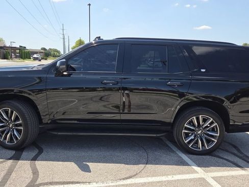 Used 2021 Cadillac Escalade Sport Platinum AWD/4WD image 3