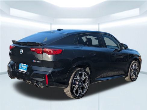 Used 2025 BMW X2 M35i w/ Premium Package image 6