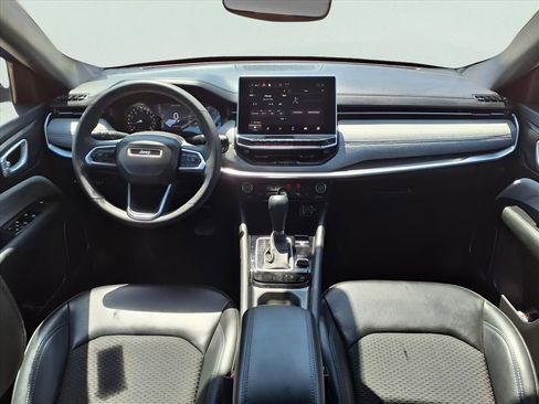 Used 2023 Jeep Compass Latitude w/ Convenience Group image 10