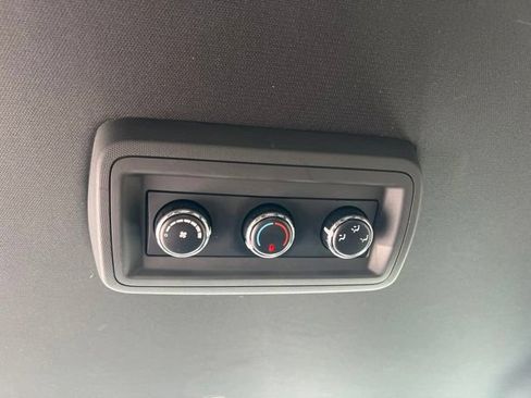 Used 2018 Dodge Grand Caravan SE FWD image 27
