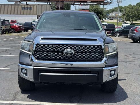 Used 2020 Toyota Tundra SR5 w/ SR5 Leather Package AWD/4WD image 25