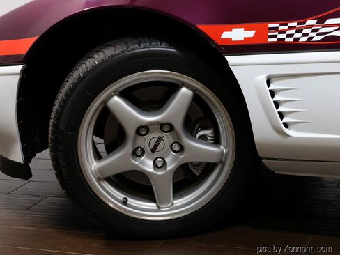 Used 1995 Chevrolet Corvette Convertible RWD image 33