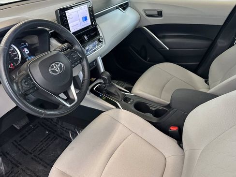 Used 2022 Toyota Corolla Cross LE AWD/4WD image 10