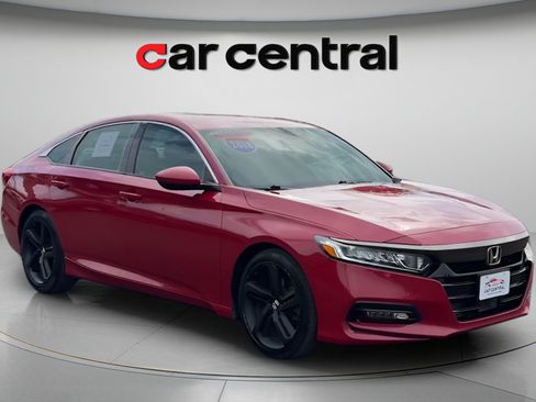Used 2018 Honda Accord Sport image 7