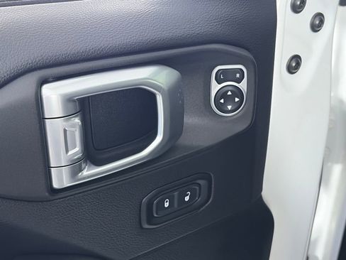 Used 2020 Jeep Gladiator Rubicon w/ Dual Top Group image 27