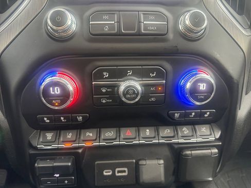 Used 2021 GMC Sierra 2500 Denali w/ Denali Ultimate Package image 21