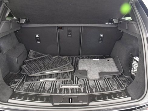 Used 2025 Land Rover Range Rover Evoque Dynamic SE image 24