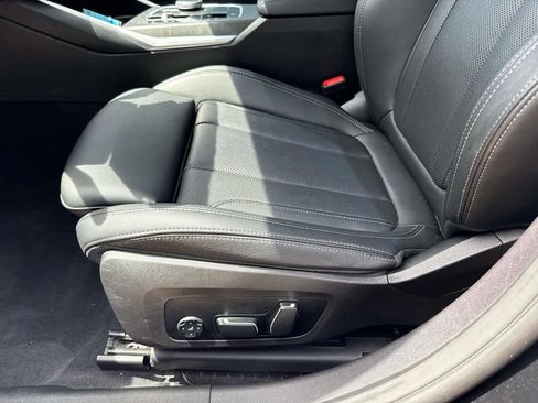Used 2024 BMW 330i Sedan RWD image 17