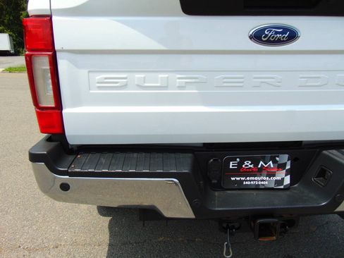 Used 2020 Ford F350 Lariat w/ Lariat Ultimate Package AWD/4WD image 32