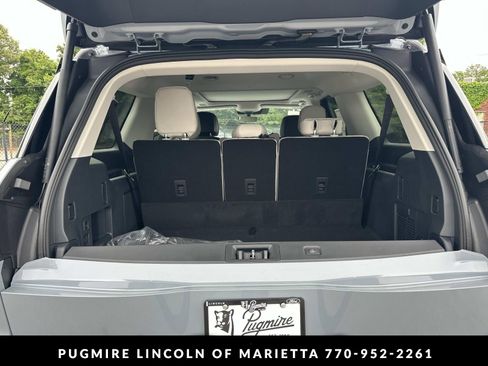 New 2026 Lincoln Navigator L Reserve AWD/4WD image 18