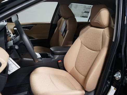 New 2025 Toyota RAV4 XLE image 26